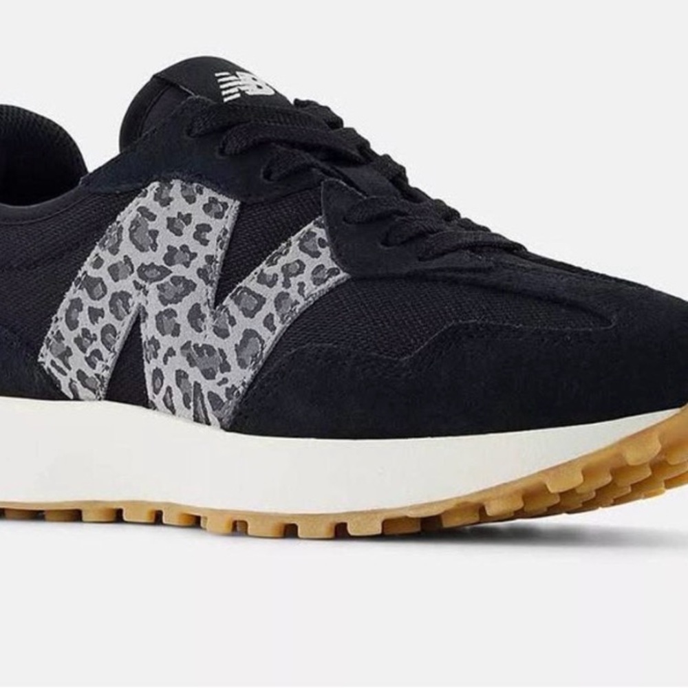 New Balance Black and Animal Print Sneakers womens 7.5 worn about 2 hours - Picture 6 of 7